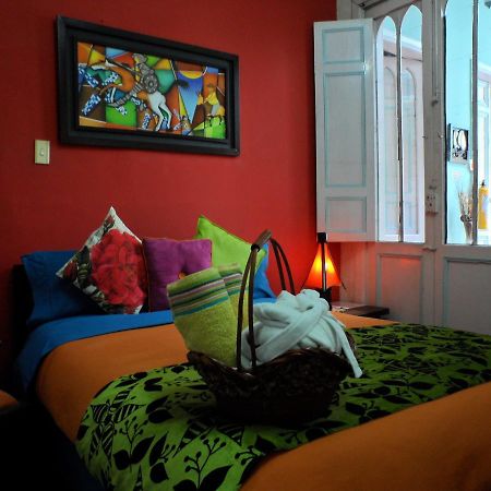 Zohar Hostel Bogotá Eksteriør bilde