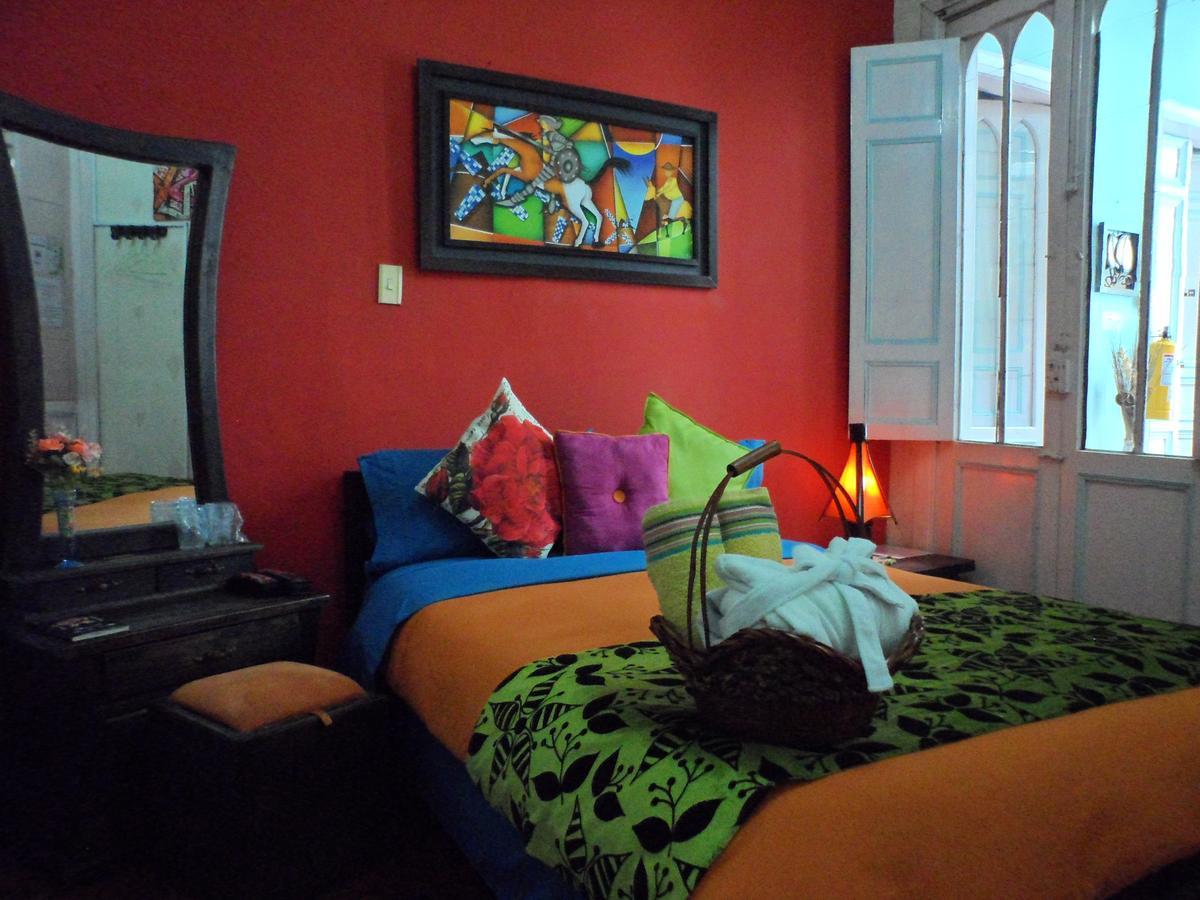 Zohar Hostel Bogotá Eksteriør bilde