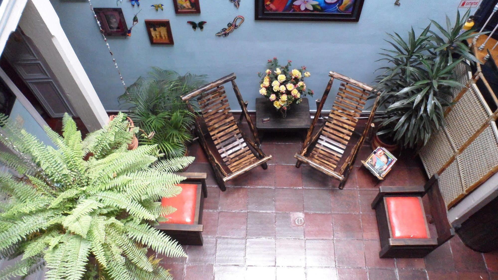 Zohar Hostel Bogotá Eksteriør bilde