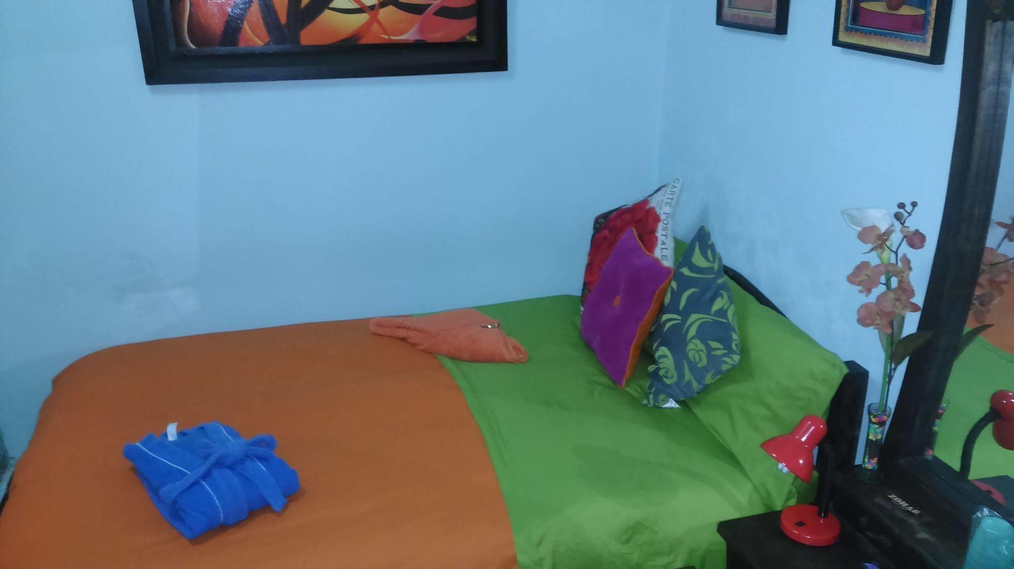Zohar Hostel Bogotá Eksteriør bilde